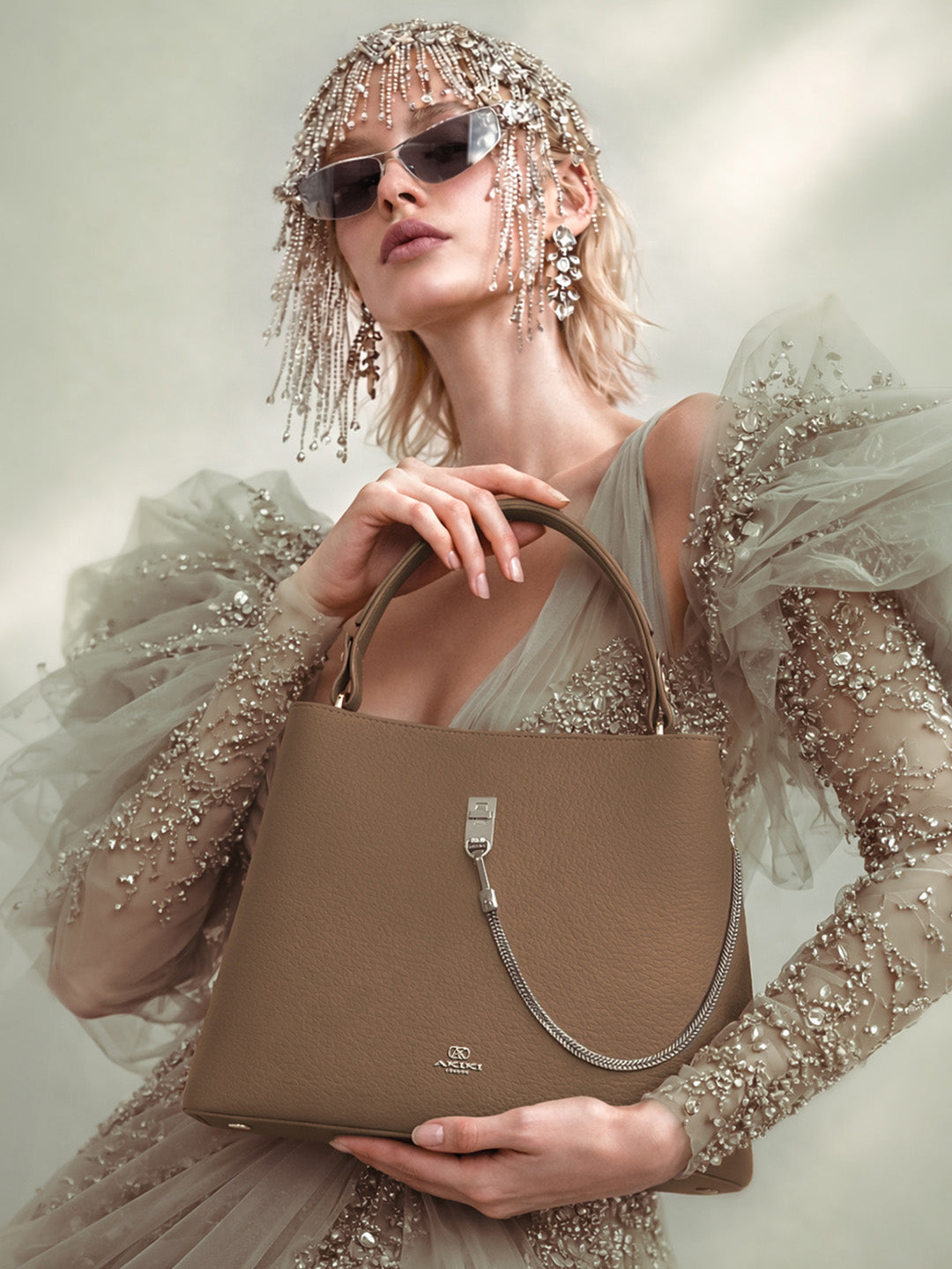 Thames 3 Compartments Large Bucket Bag Beige