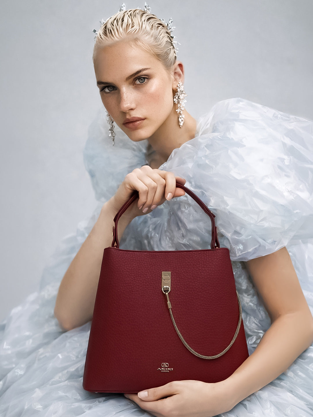 Thames 3 Compartments Large Bucket Bag Red