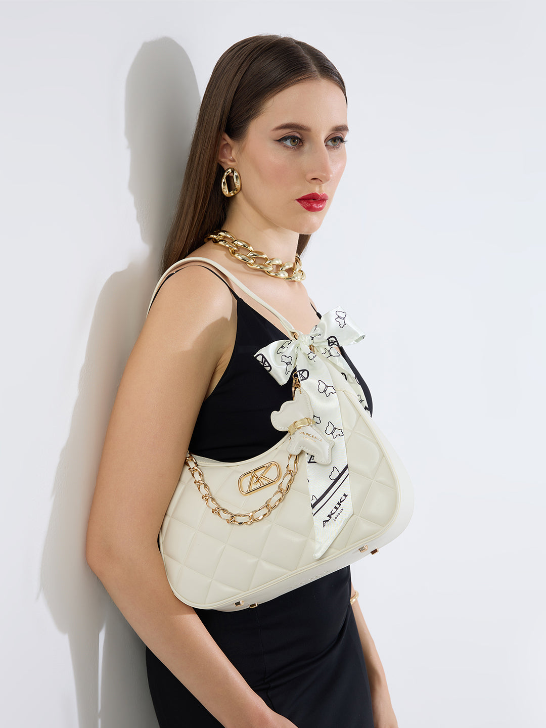 Catford 8 Small Hobo Bag Off White