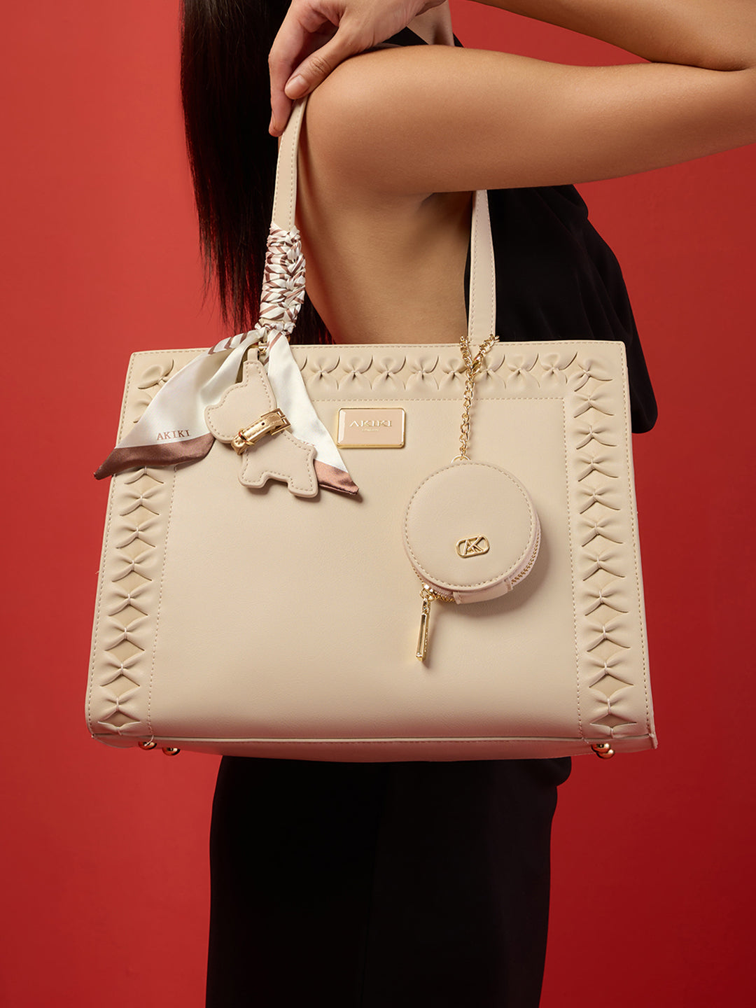 Brackley 35 Box Small Handbag Beige