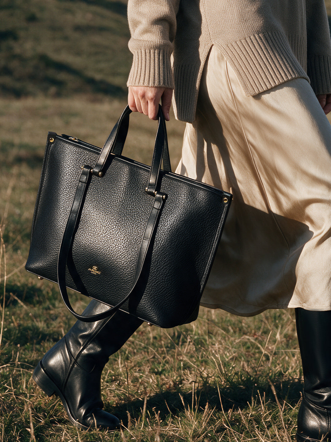 Harlow Large Black Tote Bag