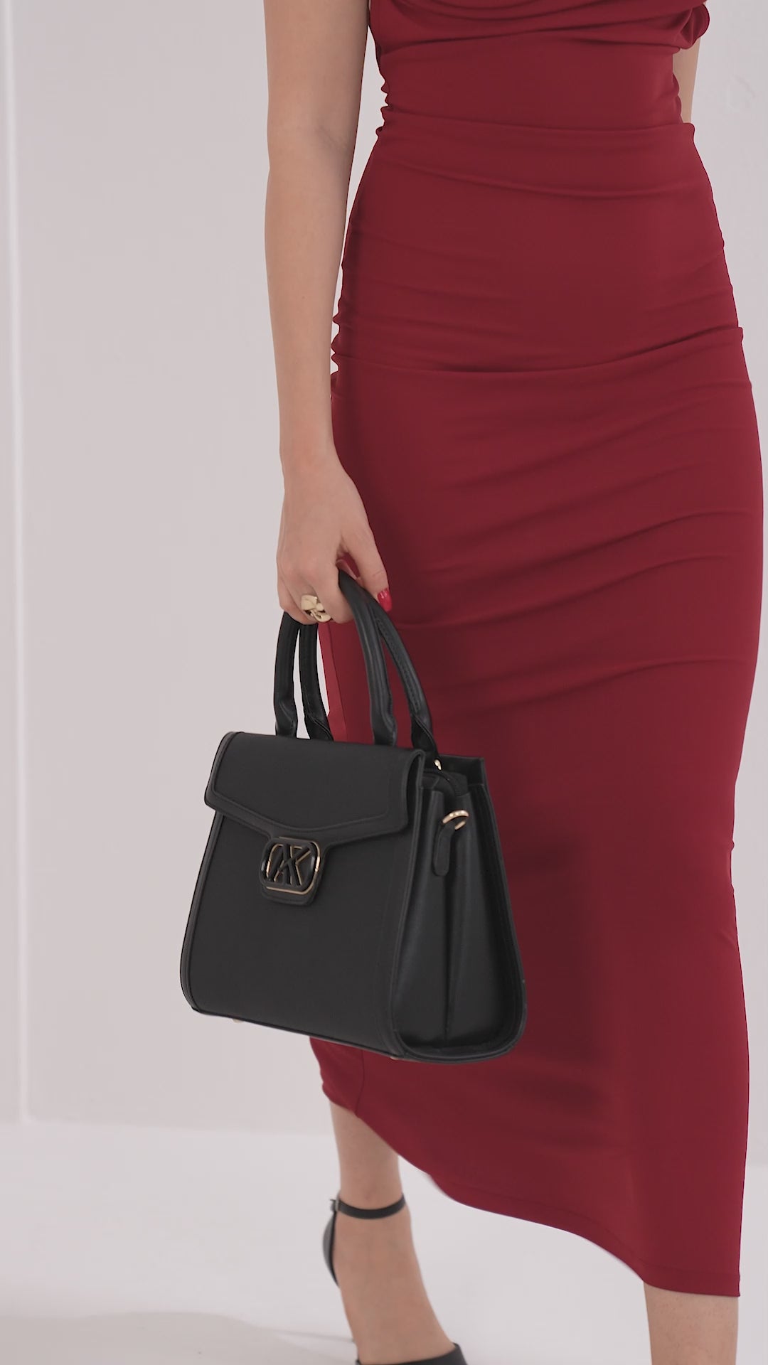 Lambeth 28 Flap Medium Satchel Bag Black