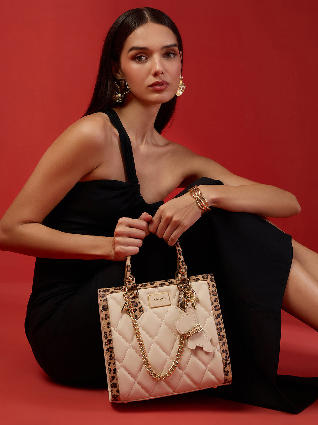 Swinden 25 Box Small Handbag Beige