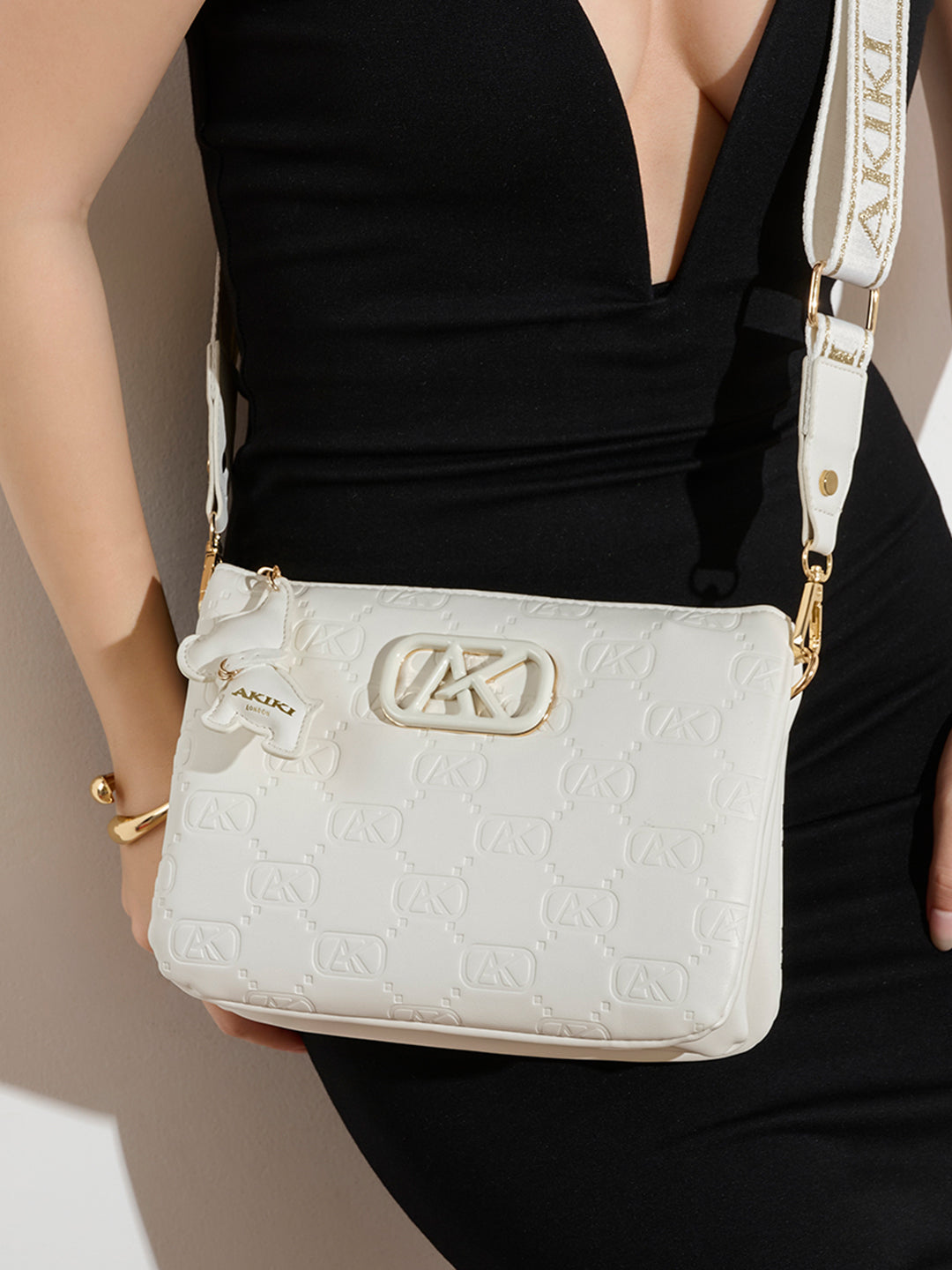 Purely 25 Medium Sling Bag White 