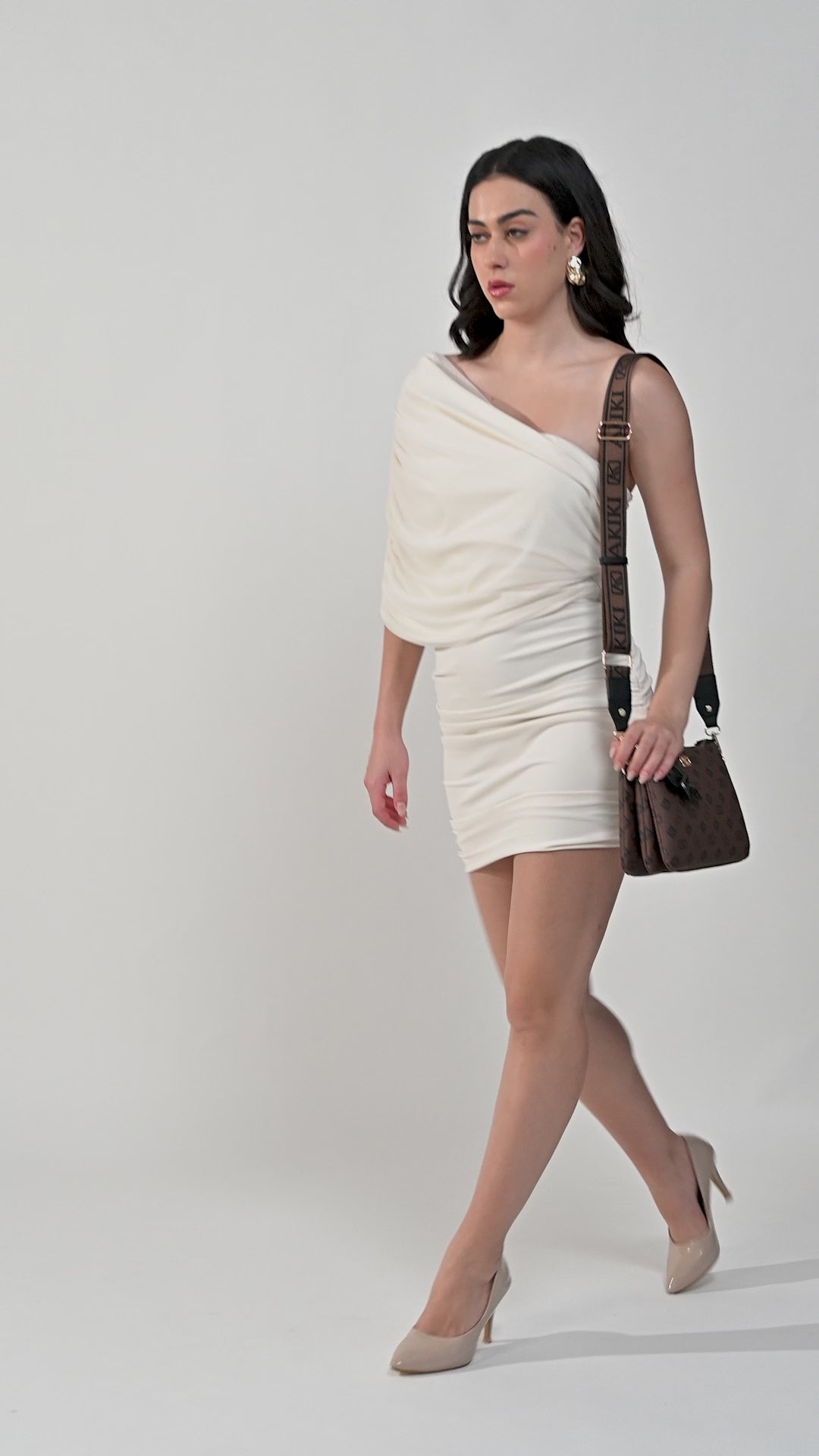 Purely 25 Medium Sling Bag Beige